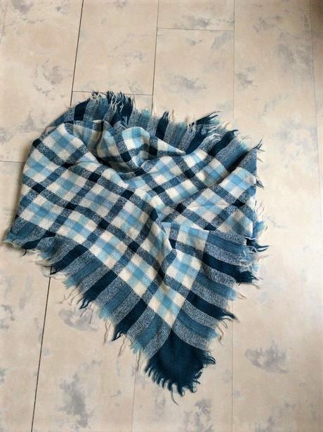 Šatka okolo krku, l