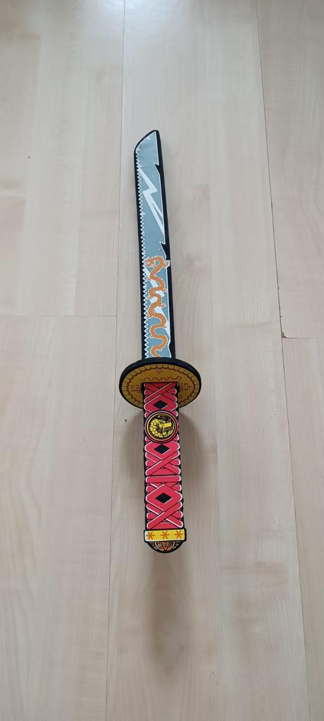 Nádherné bezpečné penové meče (a iné) + doplnky, 