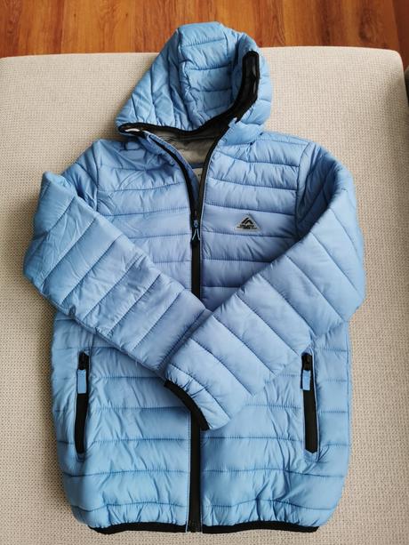 Bunda reserved+darcek, reserved,140