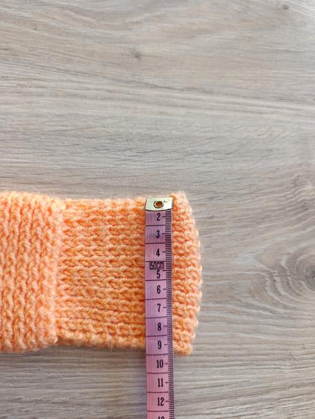 Dievčenská pletená čelenka, 