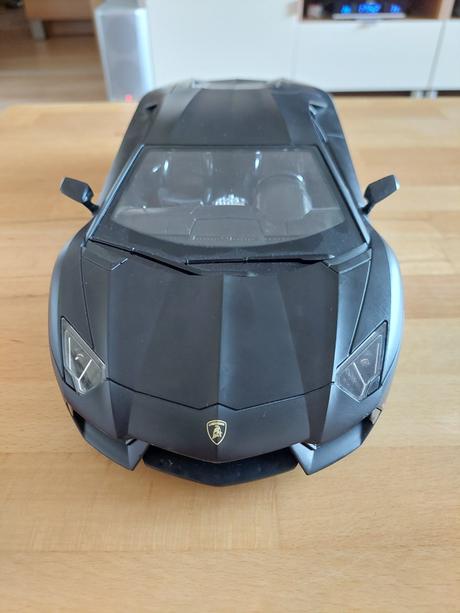 Auto na diaľkové ovládanie lamborghini aventator, 