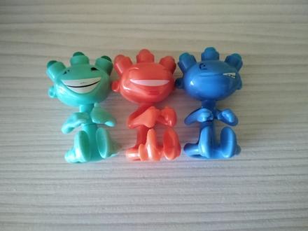 Kinder hračky mixart, 