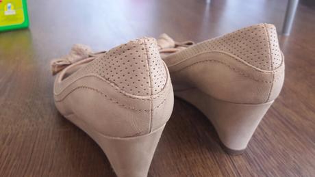 Topanky, clara barson,36