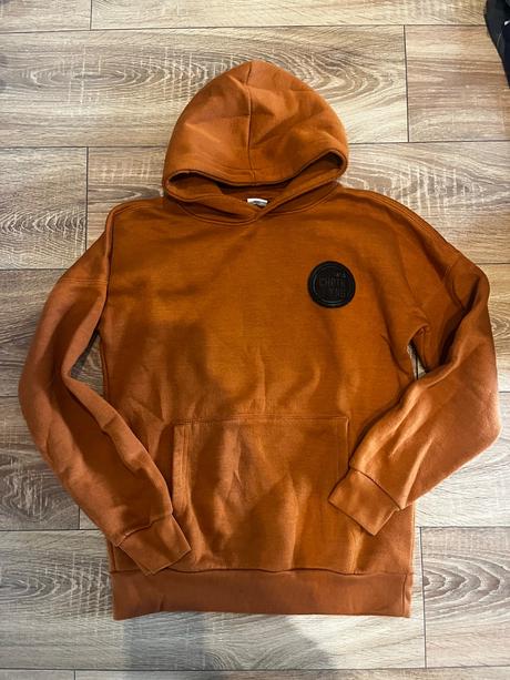 Mikina, chapter young,158