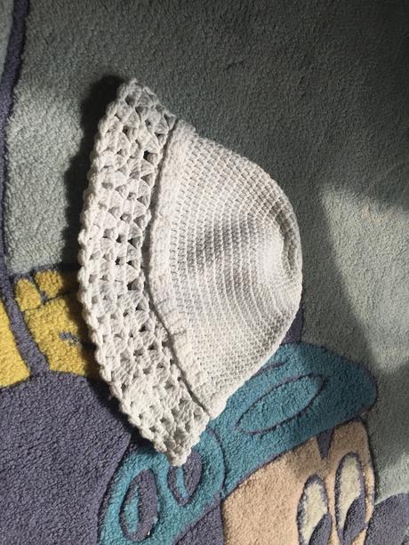 Klobúčik letný, benetton,80