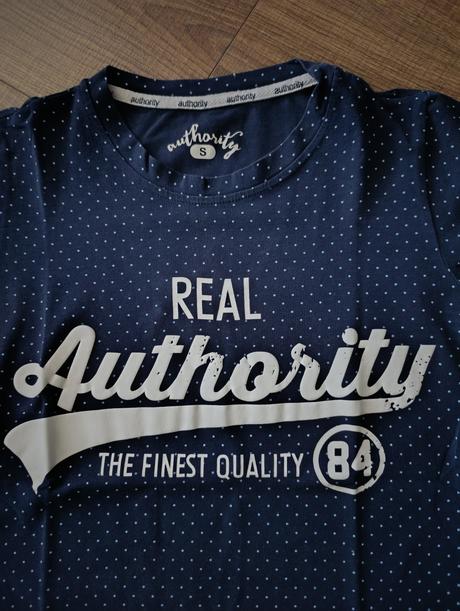 Tričko, authority,s
