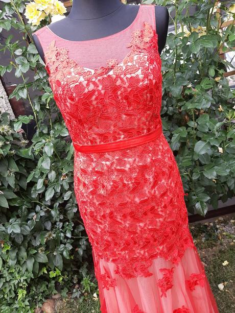 Výpredaj - spoločenské dámske šaty, ever-pretty,m