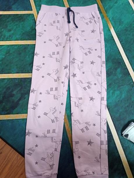 Tepláky, sinsay,134