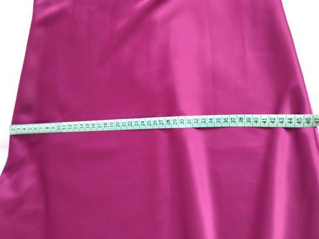 Jednoduché spoločenské šaty veľ.38, 38