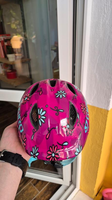 Detská prilba - skoro nová giro scamp xs, xs