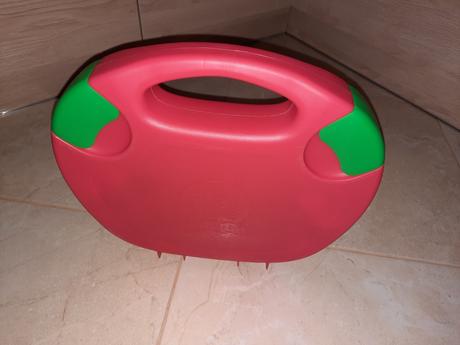 Kinetický piesok s formičkami v kufri,