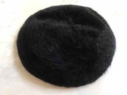 Teplá angorová bareta s vlasom, m