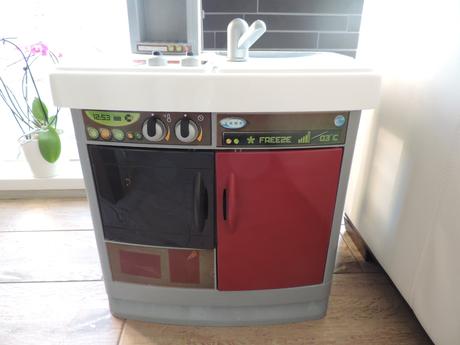 Kuchynka smoby + riady, 