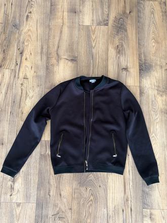 Mikinka, river island,152