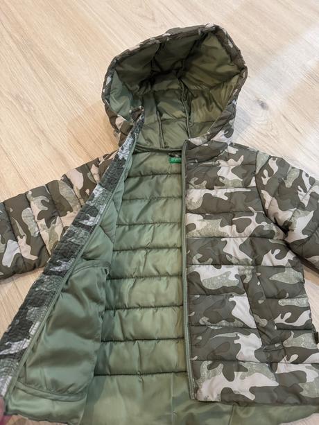 Vetrovka benetton, benetton,104