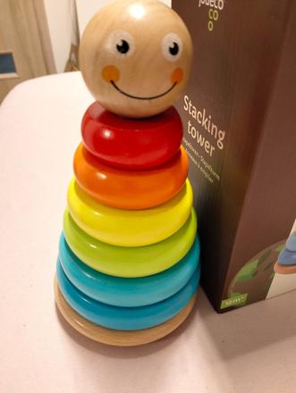 Drevená veža s kuželami,