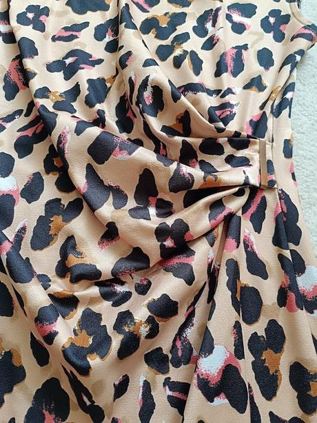 Elegantne saty anna field, m