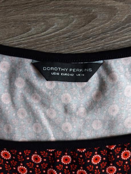 Saty, dorothy perkins,40