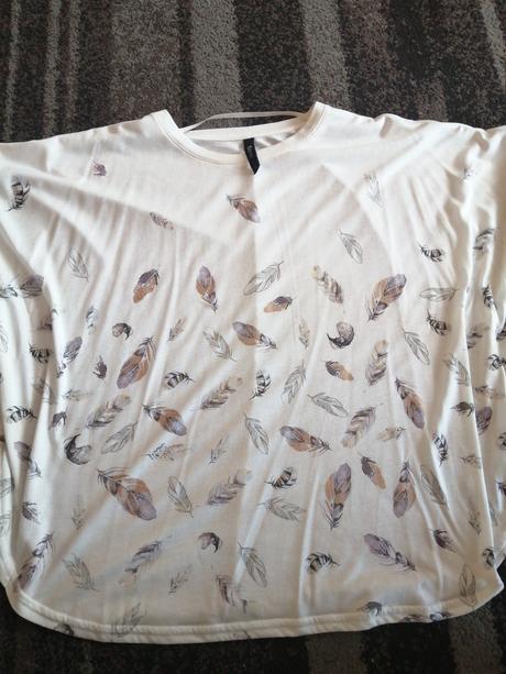 Mam na predaj tričko, l