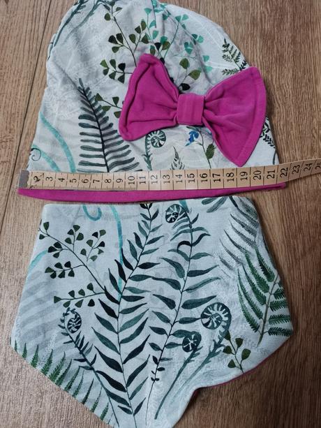 Čiapka a nákrčník 22cm, 110