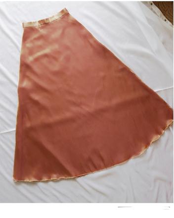 Spoločenská sukňa - top stav, s