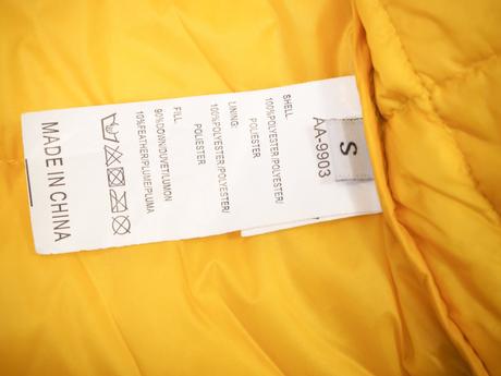 Kvalitná pierková bunda, s