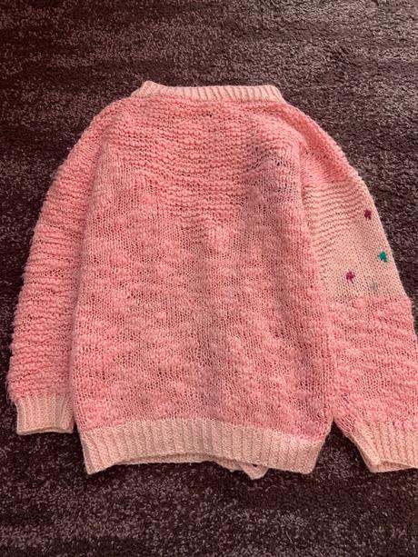 Motýlikový svetrík handmade, 128