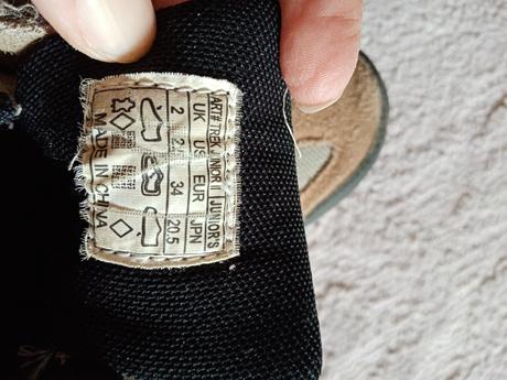 Turistické topánky na suchý zips, 34