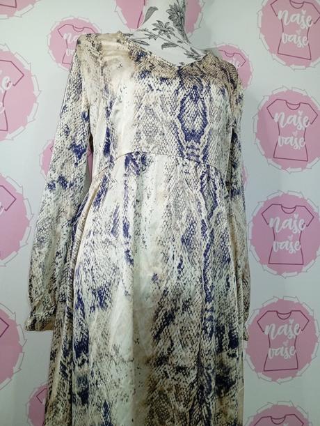 Nové asymetrické šaty, s