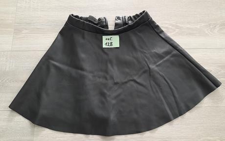 Koženkova sukňa, 128