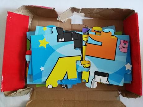 Veľké drevené puzzle čísla,