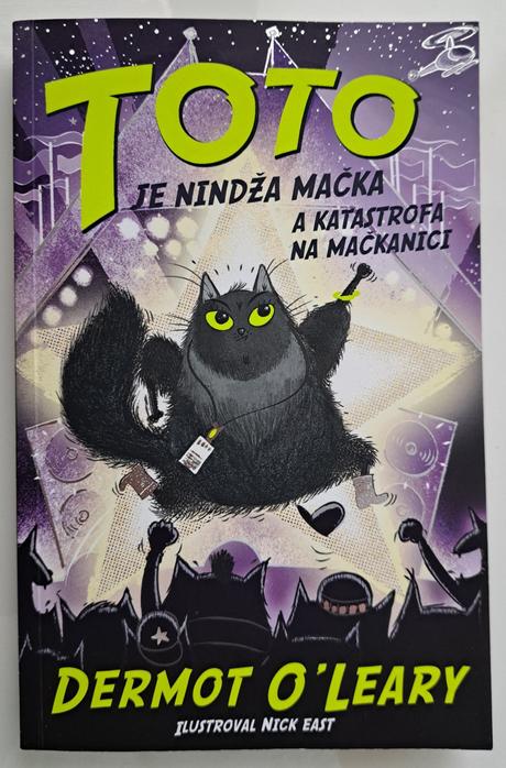 Toto je nindža mačka a katastrofa na mačkanici, 