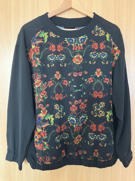 Blúzka s transparentnými rukávmi, m