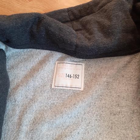 Mikina jesenná, 146