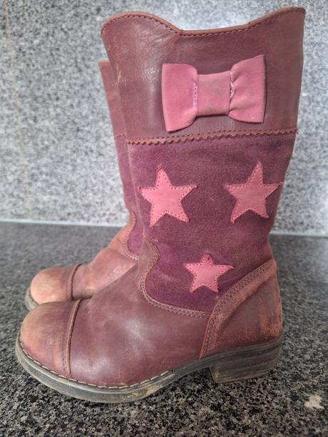 Kožené čižmy, 27