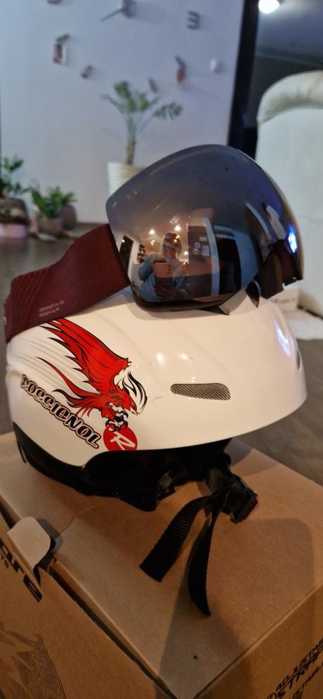 Lyziarska prilba, rossignol,s