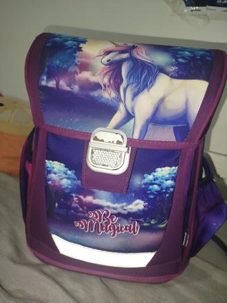 Školská taška pre prvačku, 