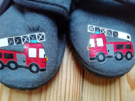 Papuče hasici, 28