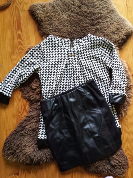 Komplet tunika a suknicka top stav nenosene , reserved,s