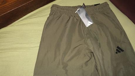 Nova sustakova suprava adidas, adidas,s