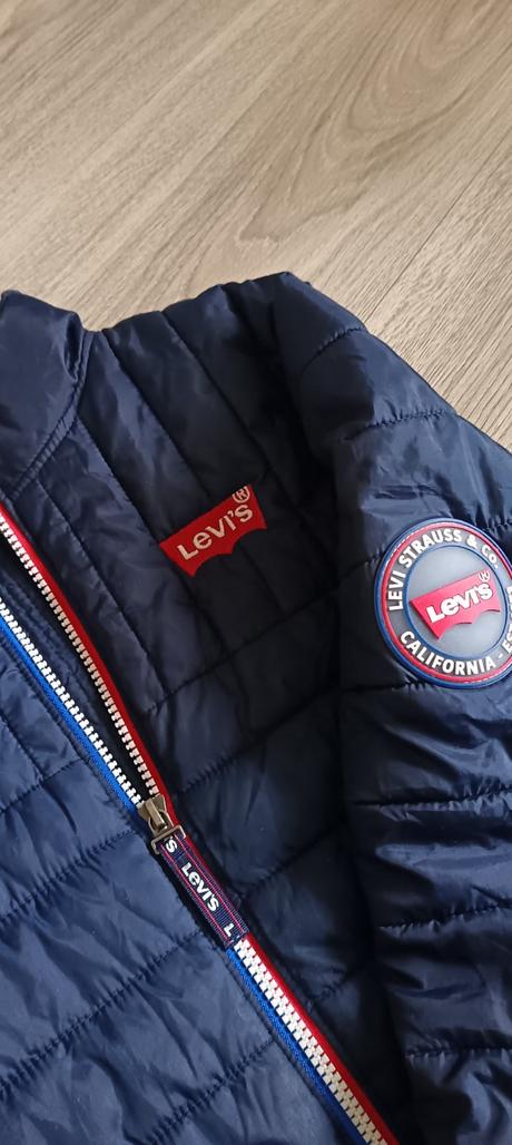 Značková bunda levis, originál, levis,140