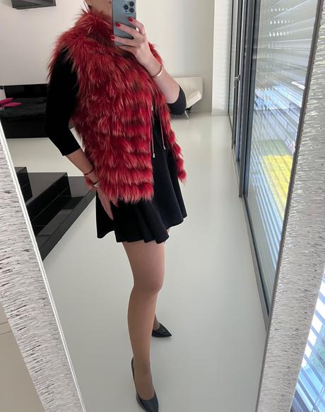 Kozusinova vesta z lisky, s