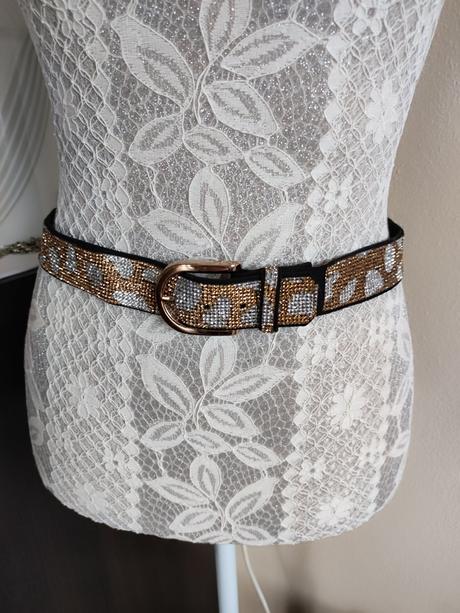 Dámsky opasok, 