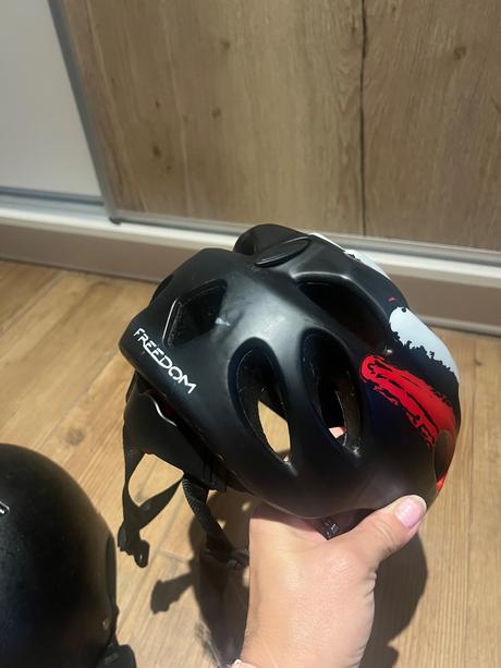 Prilba cyklisticka, m