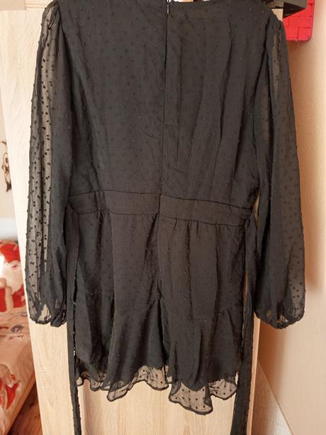 Cierne saty vel xl cena 5 e, xl