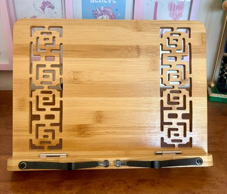 Bambusový držiak ma tablet/knihu, 