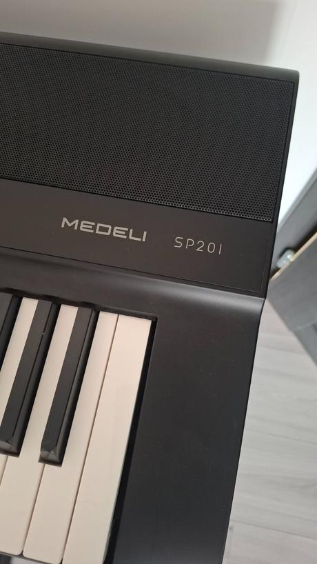 Digitálne piano medeli sp201, 