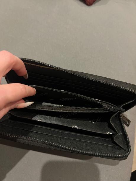 Peňaženka guess, guess