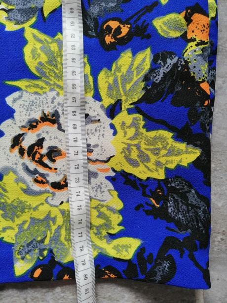 Šaty so sviežim vzorom beloved vm, m