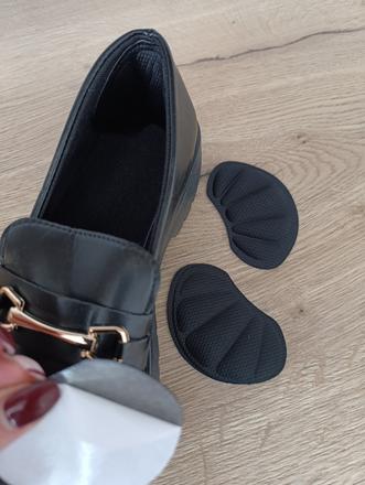 Chránič päty proti otlakom a vyzúvaniu 4ks  čierne, 